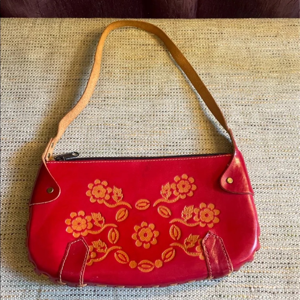 Unique Handmade Leather Handbag - Made in Mexico